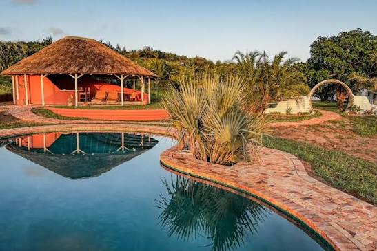 Luxurious grounds of Humbi Farm